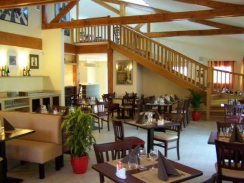 Relais Fasthotel Quimperlé Buitenkant foto
